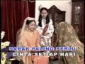 Download Lagu Puan Sri Saloma - Selamat Pengantin Baru (Official Music Video)