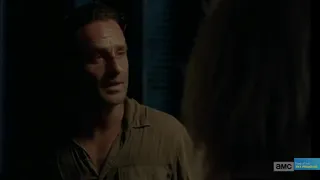 Rick kisses Jessie - The Walking Dead