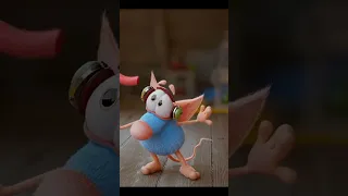 يا اللي بتبصوه بعيشتنا يا ناس يا شر كفايا غر 