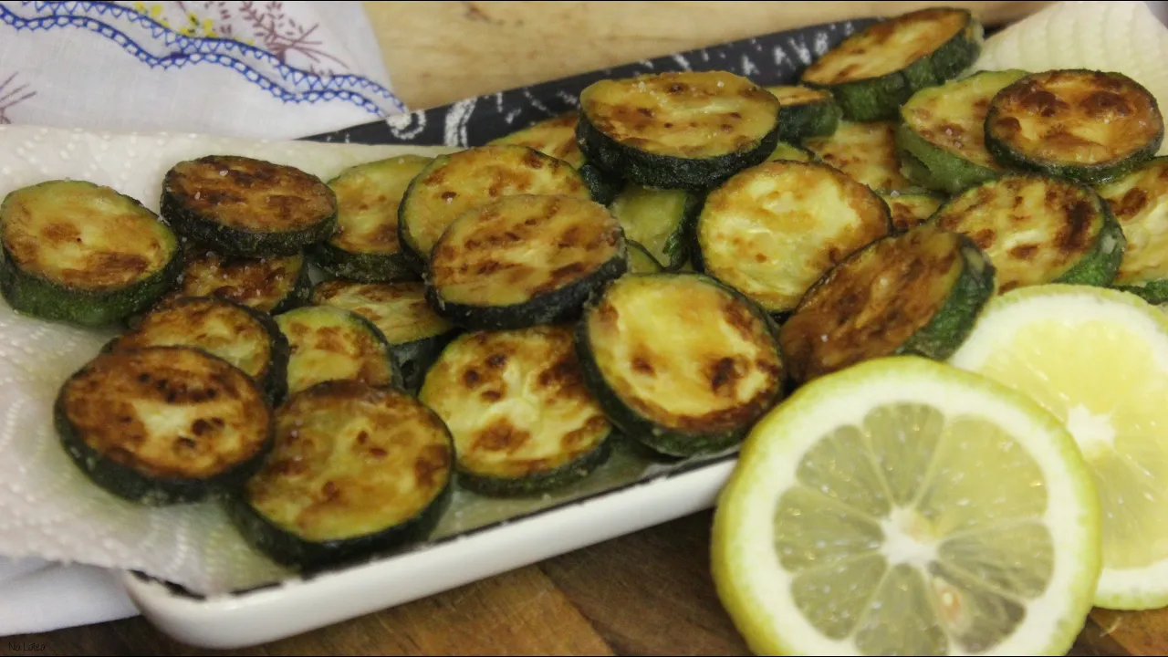 Wie macht man italienische Bruschetta? Diese leckere Vorspeise ist gleichzeitig knusprig und saftig.. 