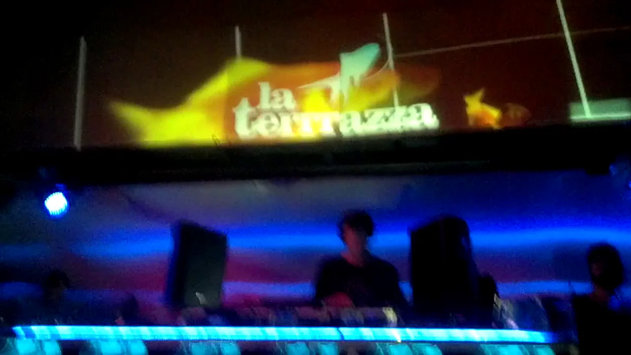 Hernan Cattaneo playing Frankey & Sandrino - Acamar @ La Terraza