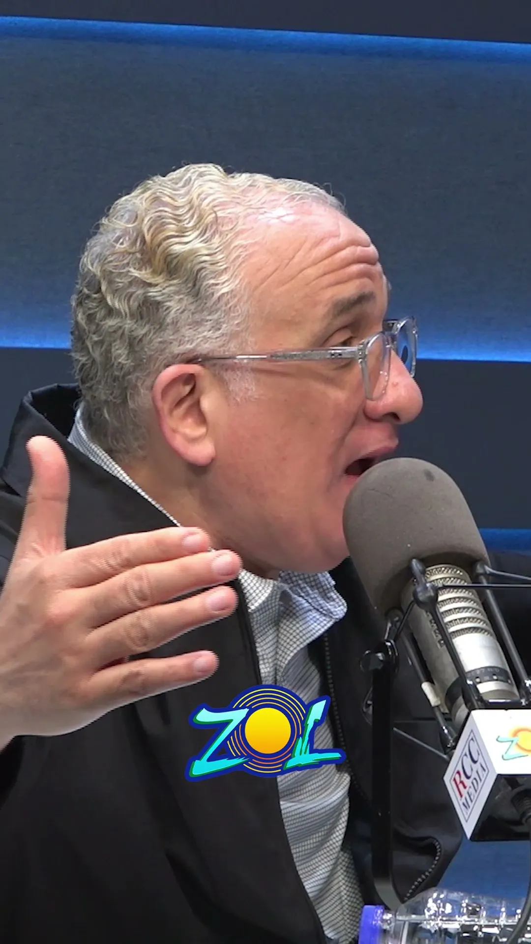 “ESTÁN LEGISLANDO PARA NUESTRO PROPIO BENEFICIO Y EXCLUYENDO A LA GENTE”