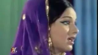 tanhai milti hai