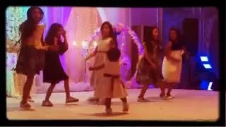 فتيات يرقصن على اغنية سقلا مدلى 