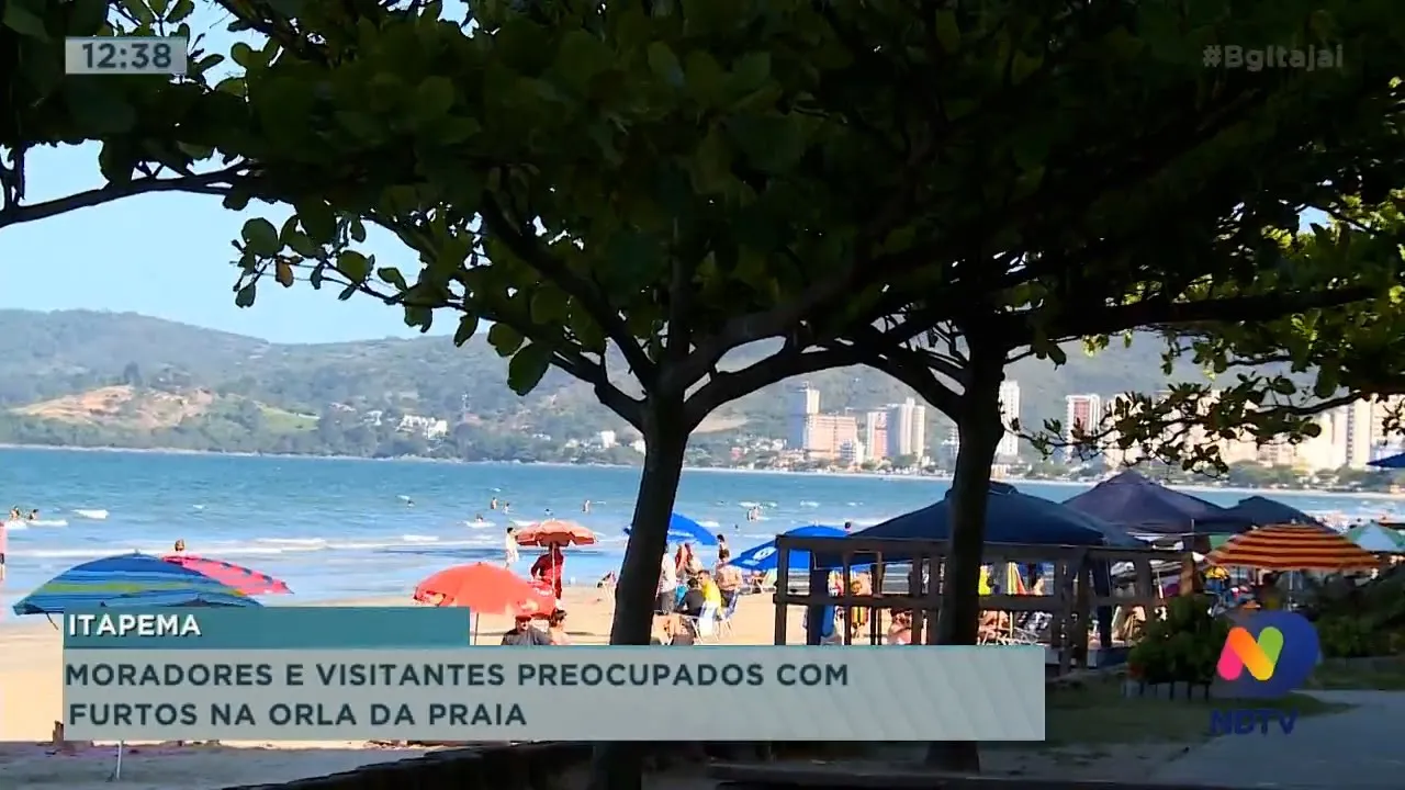 Moradores e visitantes preocupados com furtos na orla da praia em Itapema