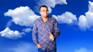 كروان الصعيد الفنان احمد عادل وانا راجع من السفر 