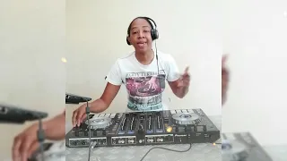 dj portia exclusive mix moombathon