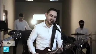 أوسبري في الطائر الجارح أول فرقة تعزف موسيقى الروك 