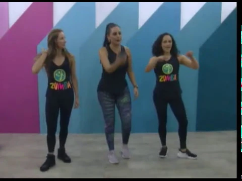 Realizando rutina de zumba