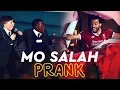 Download Lagu Mo Salah barst door muur om kinderen te verrassen | KOP KINDERPRANK
