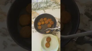 بطريقه دي هتعملي طعميه هشه من جوه ومقرمشه من بره اكلتك اكلتك Food وصفات 