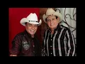 Download Lagu Gino e Geno - Morena Bonita