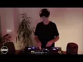 Download Lagu Living Room TV S3:E4 - DJ Yes Yes