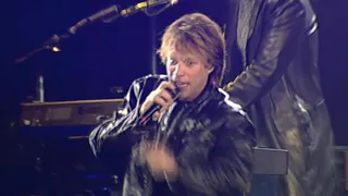 Download Bon Jovi - You Give Love A Bad Name - The Crush Tour Live in Zurich 2000 MP3