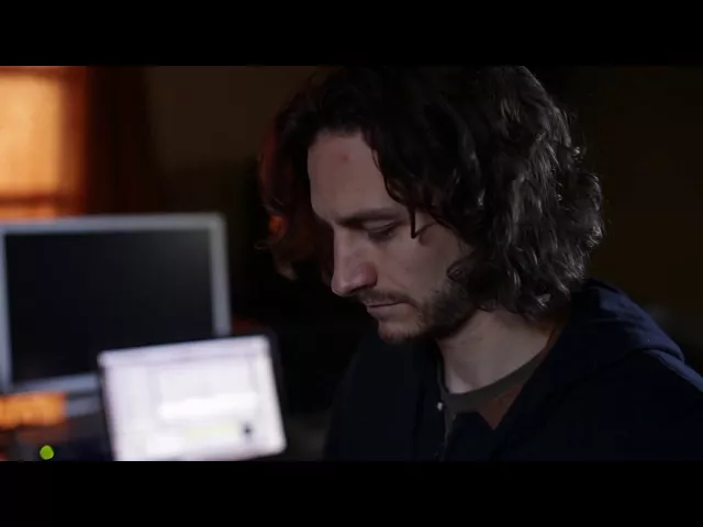 Download MP3 Gotye - Making Making Mirrors - a short documentary