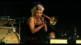 Download Just A Closer Walk with Thee - Gunhild Carling jazz vaudeville -12 MP3