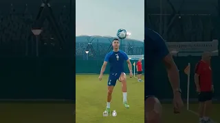 كرستيانو يعلم لاعبين النصر مهارات 