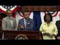 Philly s head to Harrisburg in search of school funds