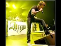 Atreyu - Right Side Of The Bed ( LYRICS )