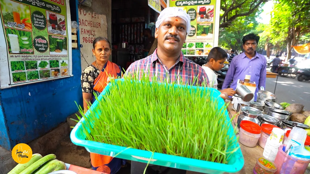 Famous Wheat Grass Juice Making Rs. 20/- Only l Hyderabad Street Food