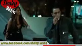 ايامي بتعدي كدا عليه دندنها