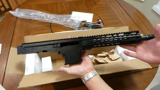 Unboxing the Lage MAX Upper Receiver