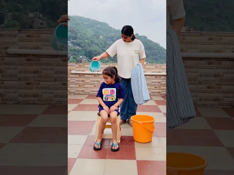 Himanshi Ko Nehla Diya Mumma Ne