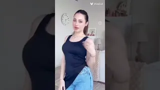 على فكره الاسود لابقلك 