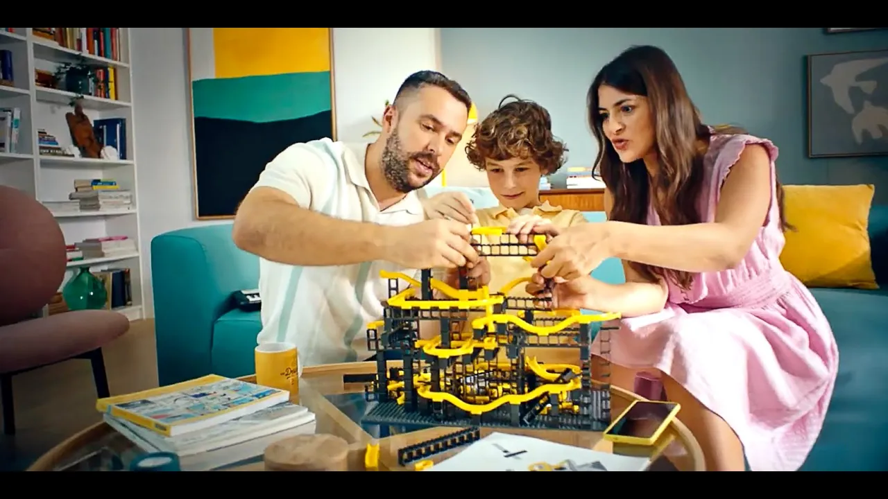 Raiffeisen Bank Romania — Raiffeisen Bank — Depozit Fresh Money (YouTube video ad)
