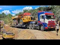 Download Lagu Jalan Terpaksa Di Lebarkan, Agar Truk Trailer Ini Bisa Lewat