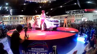 rola vs nono bkk autosalon 2015