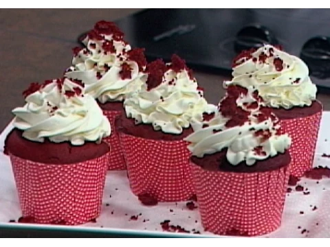 SEMPRE FELIZ RECEITA DE CUPCAKE RED VELVET