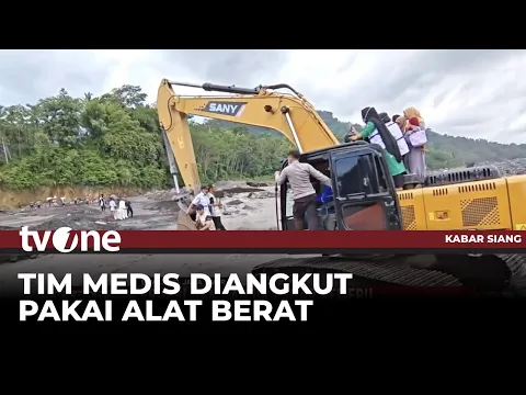 Pasca Erupsi Semeru, Belasan Tim Medis Diangkut Alat Berat Ke Dusun Terisolir