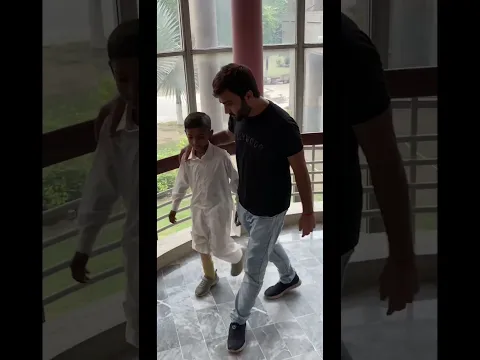Artificial below knee prosthesis leg walk \ #hassanzarar #shorts #shortsviral #shortsfeed viral leg