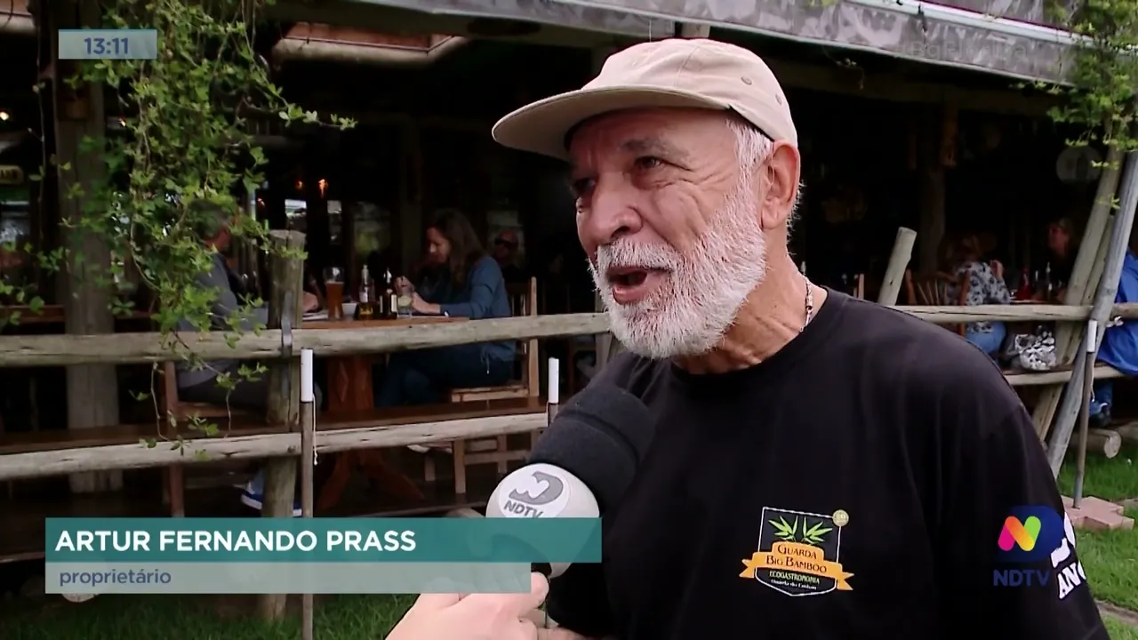 Guarda do Embaú se tornou ponto para turistas e surfistas na Palhoça