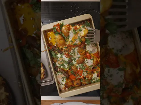 MAKE THE ULTIMATE EGG BAKE!