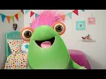 Make a Silly Face with Marvie! (Sesame Studios)