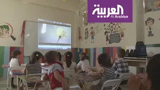 تحذيرات من السماح للأطفال بمتابعة نشرات الأخبار بسبب المحتوى العنيف 