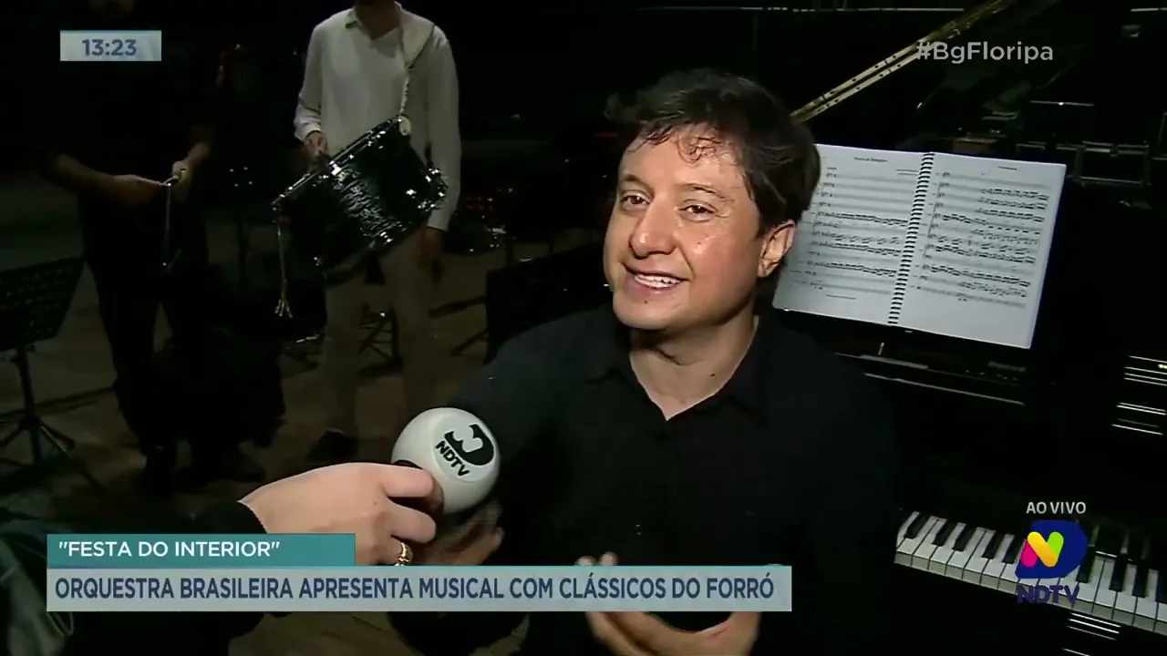 Orquestra brasileira apresenta musical com clássicos do forró, em Florianópolis