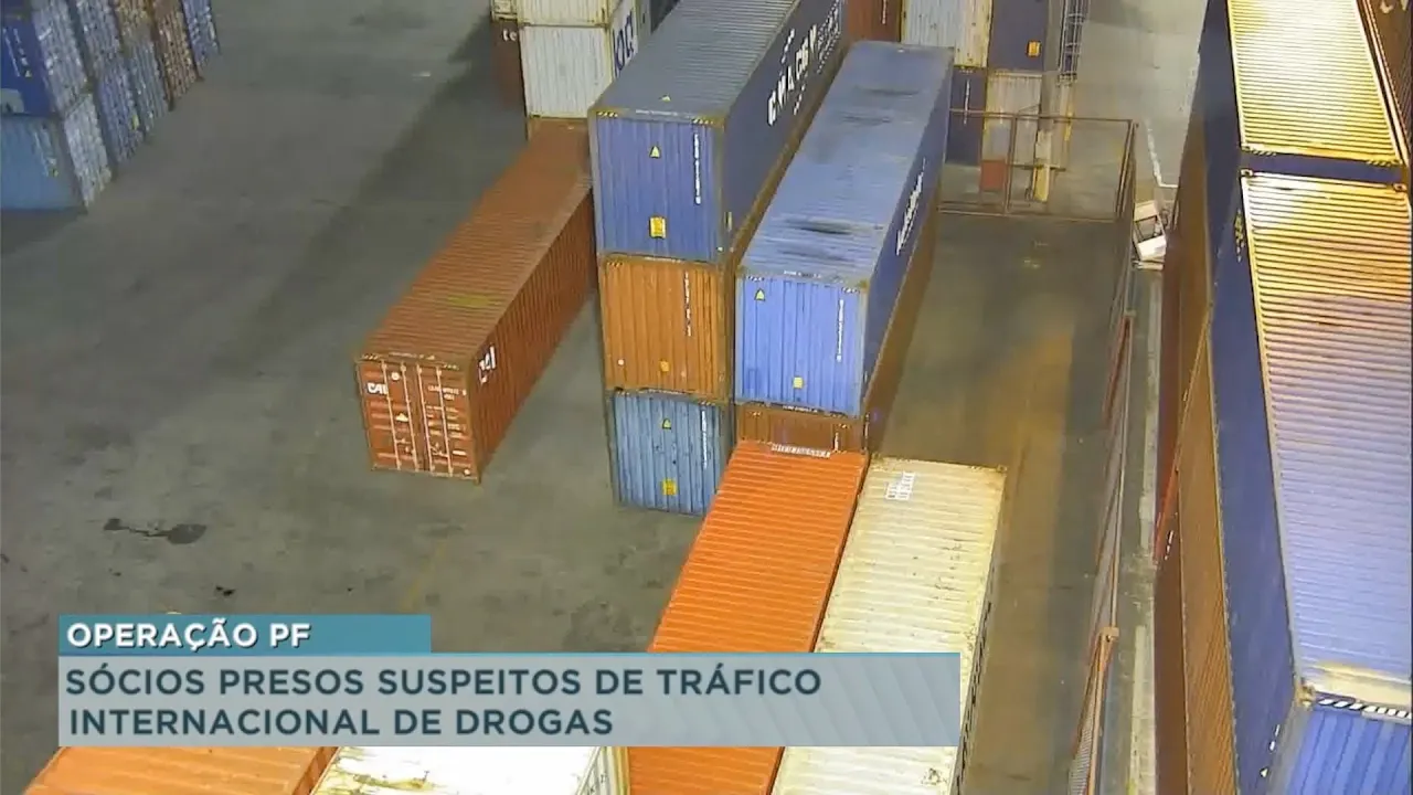 Polícia Federal prende suspeitos de tráfico de drogas em Itajaí