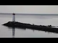 Le front caché sur tes genoux