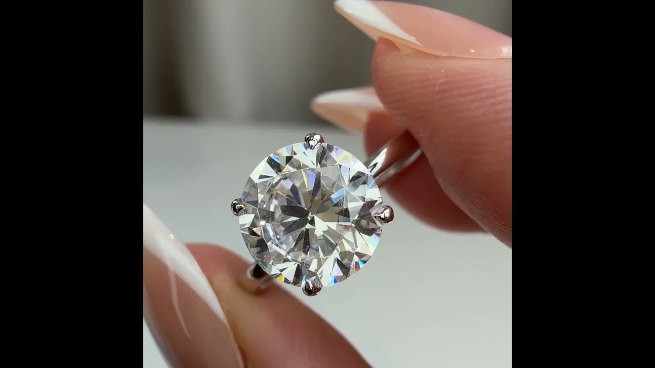 Aria丨3CT Round Lab Grown Diamond Ring In 14K Gold