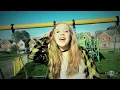 Download Lagu Avril Lavigne ~ girlfriend music video