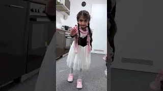 أميرة بتشارك بترند انتظر هما لا يحبونك كما احبك Youtubeshorts  أميرة بتشارك بترند انتظر هما لا يحبونك كما احبك Youtubeshorts