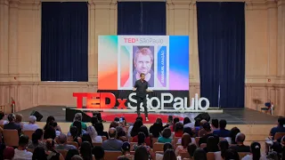 O estranho caso da vida confortável e sem sentido | Emanuel Aragão | TEDxSaoPaulo