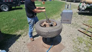 Manual Tire changer Big Four from Mainville OH Everything a harbor freight changer wants to be