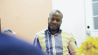 husband bought vacuum cleaner for his wife as valentine gift