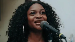 kameni nayo nayo live performance