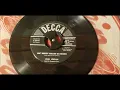 Louis Jordan - Ain't Nobody Here But Us Chickens - 1950 RnB - DECCA 9-23741