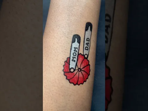 Mom ❤️ Dad tattoo art ❤️‍🩹 #shorts #tattoo #trending